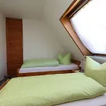 Haus-ilse-marie-wohnung-steuerbord * בוסום