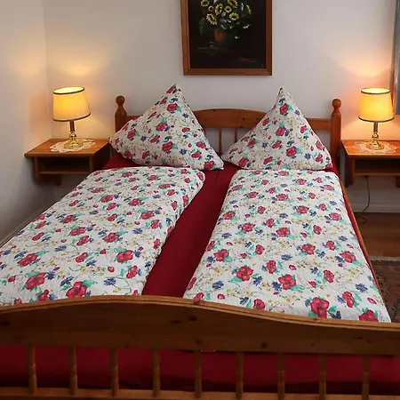 Haus-ilse-marie-wohnung-steuerbord Lejlighed