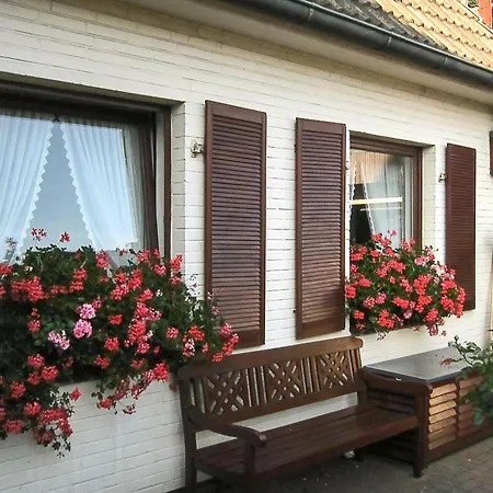 Haus-ilse-marie-wohnung-steuerbord * Büsum